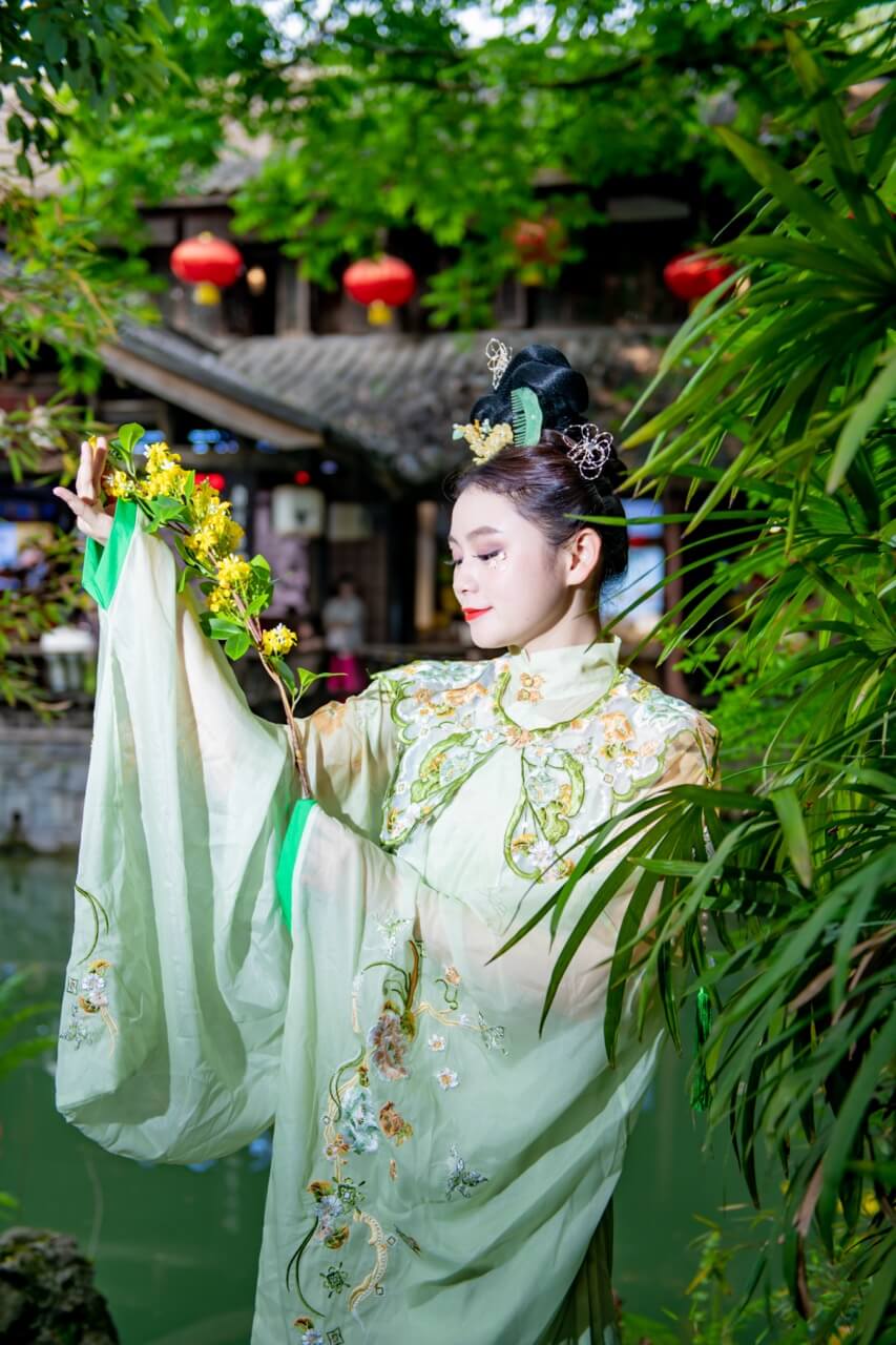 活动掠影 · 08
